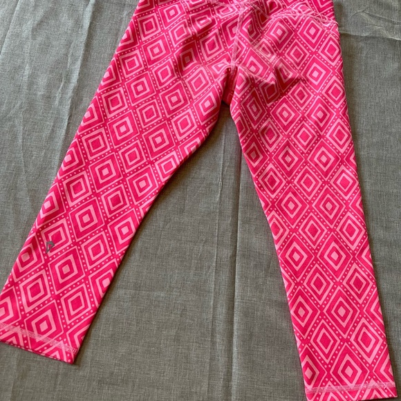 Ivivva By Lululemon Pink Patterned Cropped Legging - Picture 3 of 3